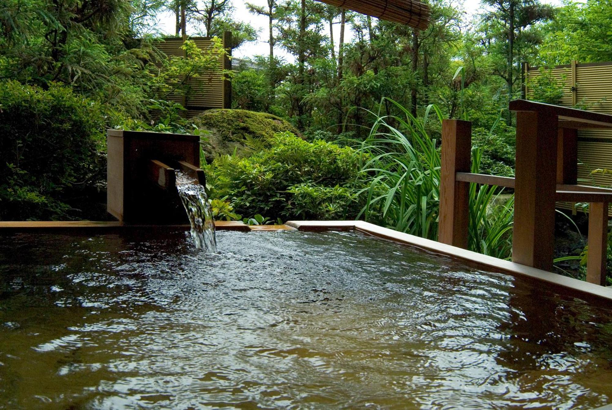 Grandia Housen Hotel Awara Bagian luar foto